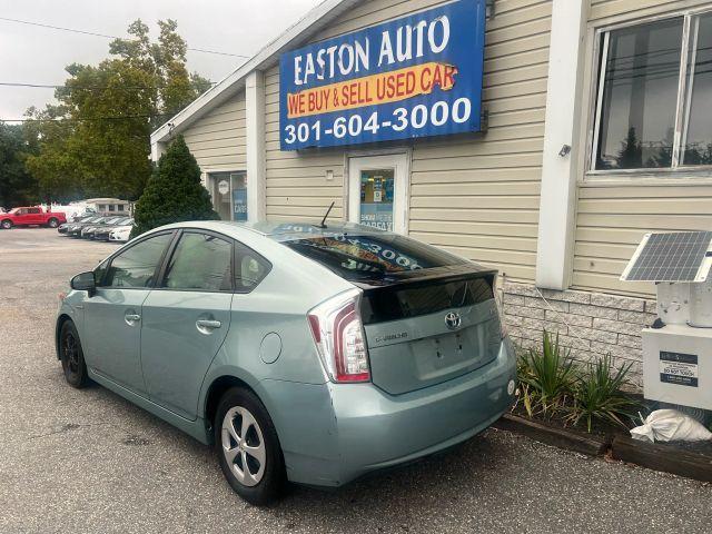 Photo of 2014 Blue Toyota Prius