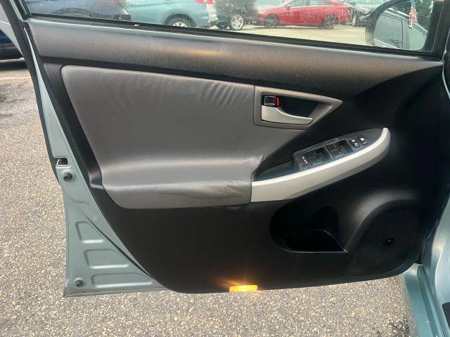 Photo of 2014 Blue Toyota Prius