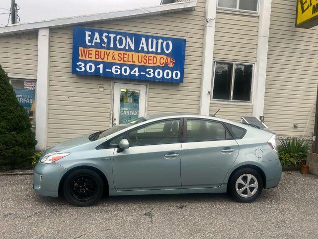 Photo of 2014 Blue Toyota Prius