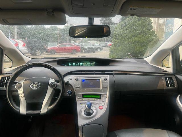 Photo of 2014 Blue Toyota Prius