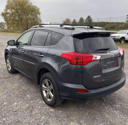 Photo of 2015 Gray Toyota RAV4