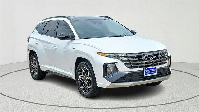 Photo of 2024 White Pearl Hyundai TUCSON Hybrid