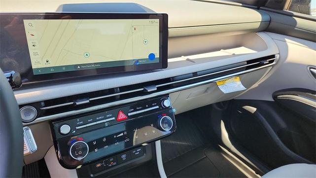 Photo of 2025 Phantom Black Hyundai TUCSON