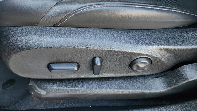 Photo of 2019 Summit White Buick Envision