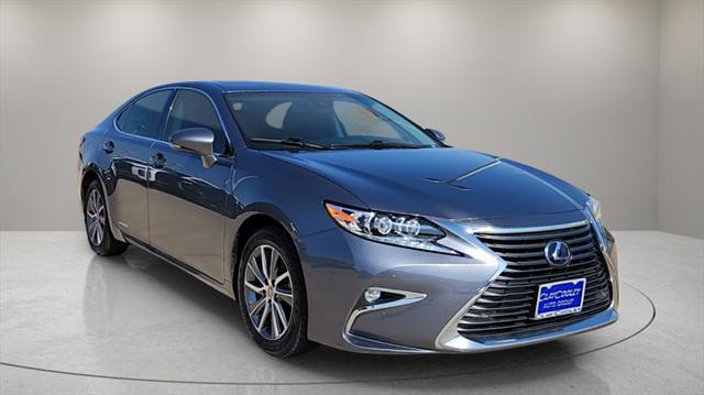 2016 Lexus Es 300h