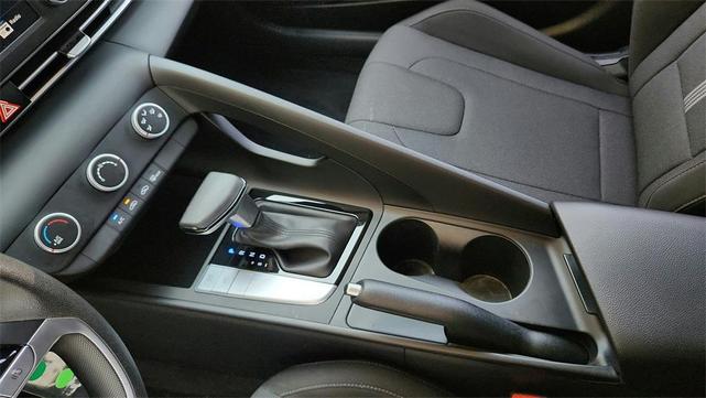 Photo of 2025 Fluid Metal Hyundai ELANTRA
