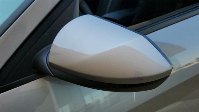 Photo of 2025 Fluid Metal Hyundai ELANTRA