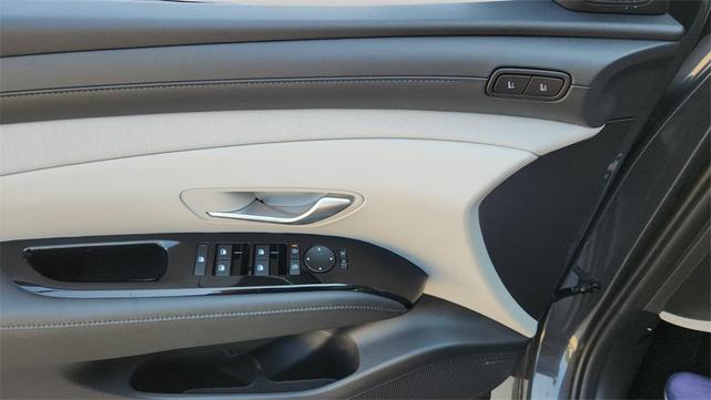 Photo of 2026 Ecotronic Gray Hyundai TUCSON