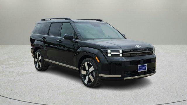 Photo of 2025 Black Hyundai SANTA FE