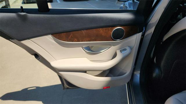 Photo of 2015  Mercedes-Benz C-Class
