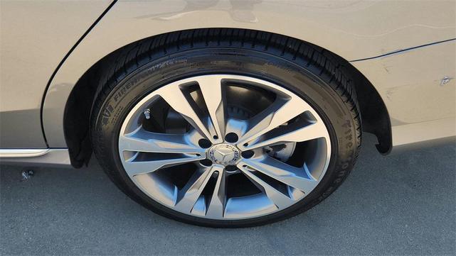 Photo of 2015  Mercedes-Benz C-Class