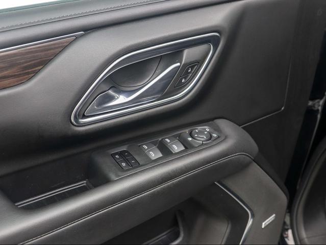 Photo of 2021 Black Chevrolet Suburban
