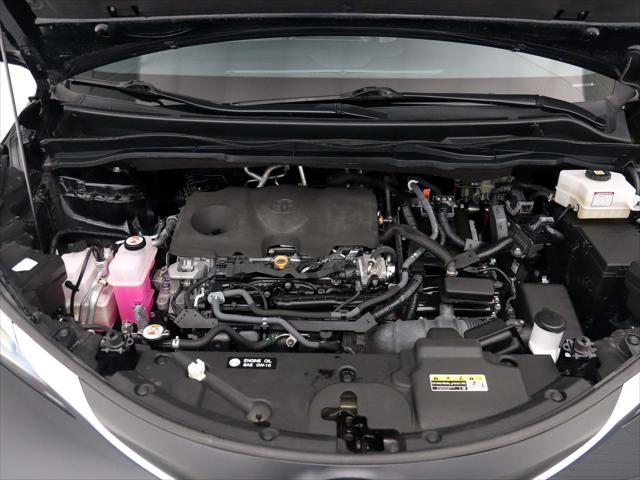 Photo of 2023 Midnight Black Metallic Toyota Sienna