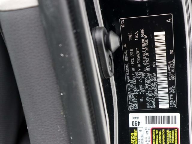 Photo of 2023 Midnight Black Metallic Toyota Sienna