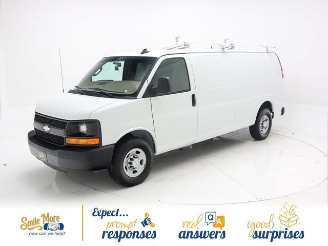 Photo of 2016 Summit White Chevrolet Express 3500