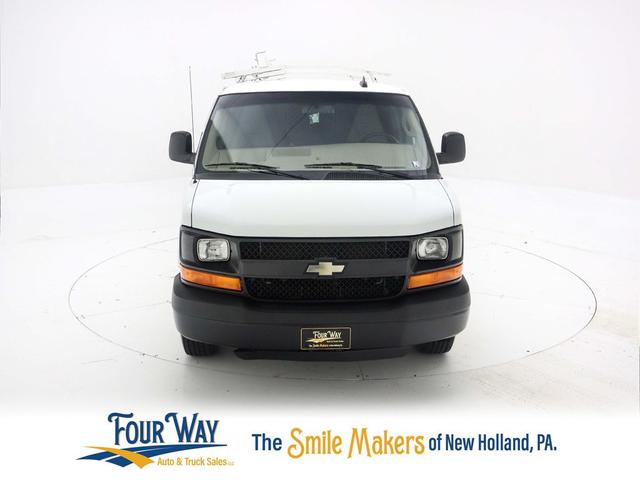 Photo of 2016 Summit White Chevrolet Express 3500