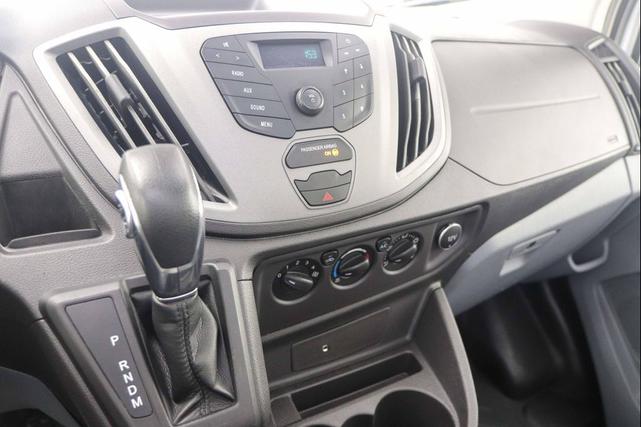 Photo of 2018 Oxford White Ford Transit-350
