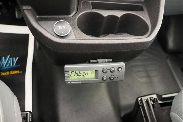 Photo of 2018 Oxford White Ford Transit-350