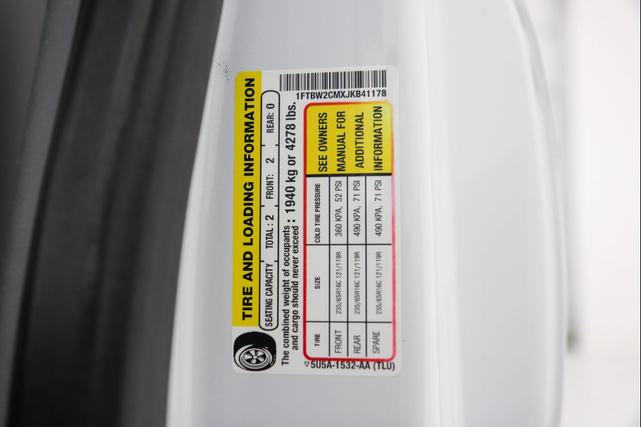 Photo of 2018 Oxford White Ford Transit-350