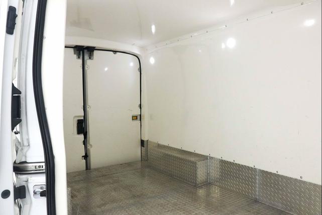 Photo of 2018 Oxford White Ford Transit-350