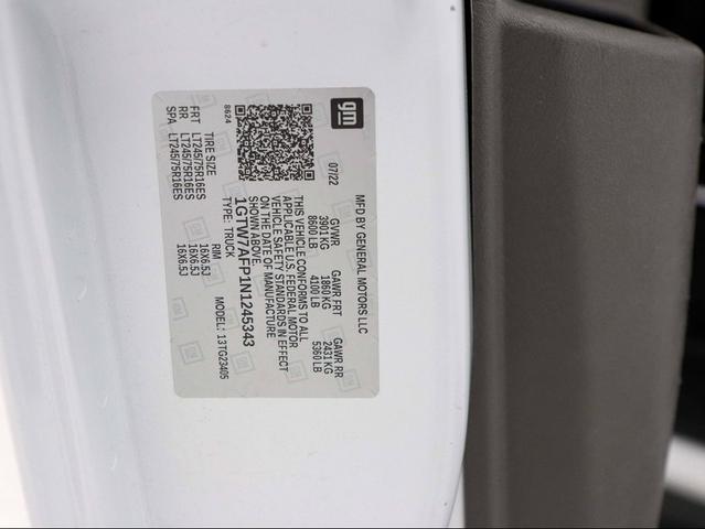 Photo of 2022 Summit White GMC Savana 2500