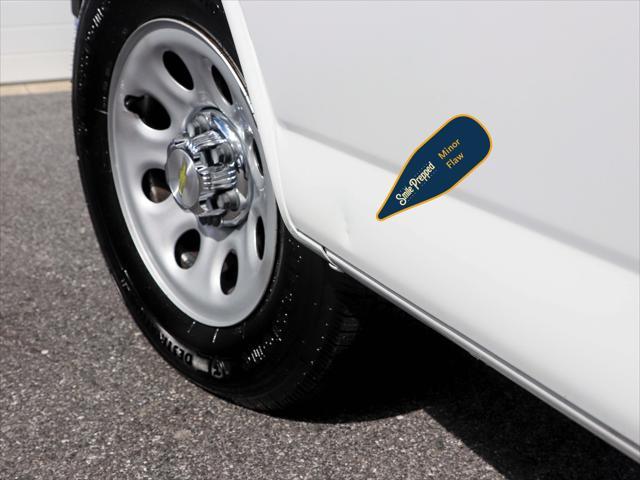 Photo of 2014 Summit White Chevrolet Express 1500