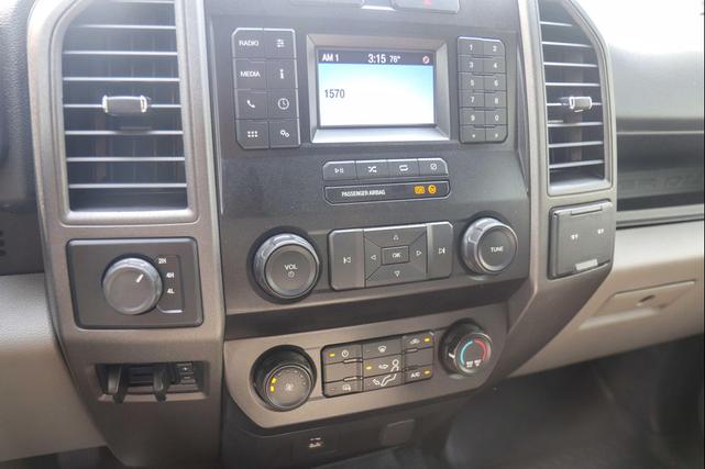 Photo of 2022 Oxford White Ford F-450