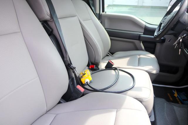 Photo of 2022 Oxford White Ford F-450