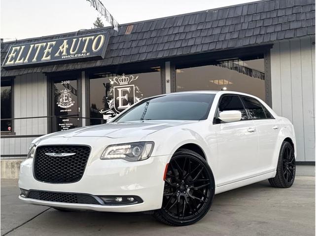 2019 Chrysler 300