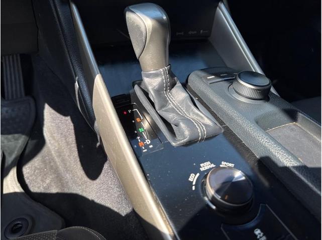 Photo of 2014 Gray Lexus IS 250