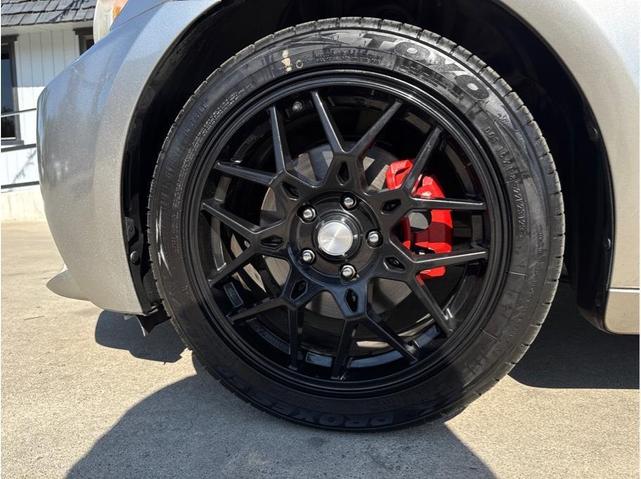 Photo of 2014 Gray Lexus IS 250