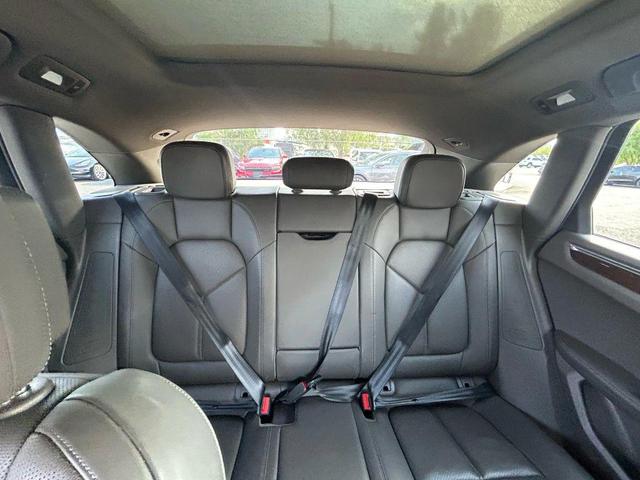 Photo of 2015 Beige Porsche Macan