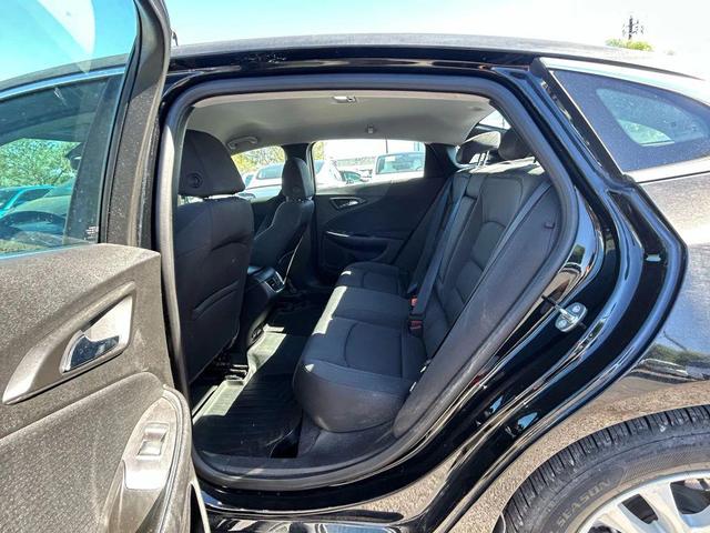 Photo of 2017 Black Chevrolet Malibu