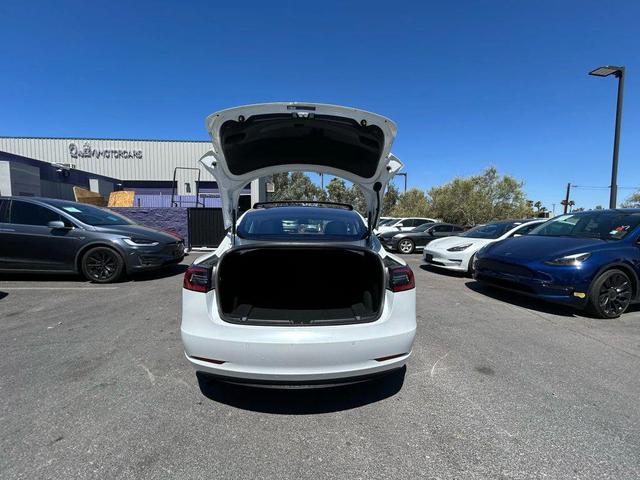 Photo of 2017  Tesla Model 3