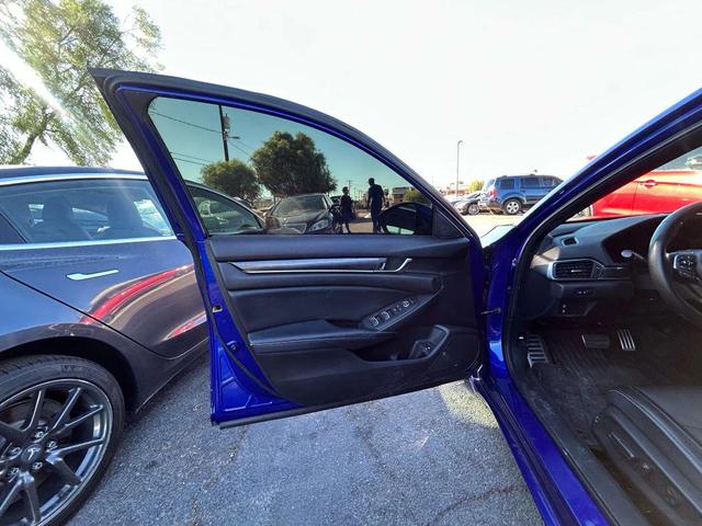 Photo of 2018 Blue Honda Accord