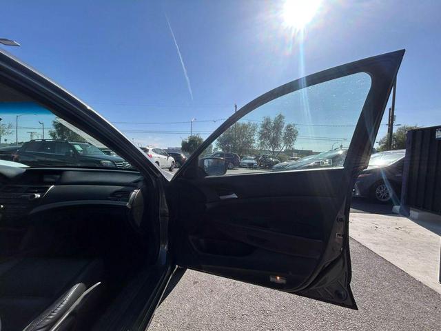 Photo of 2012 Gray Honda Accord