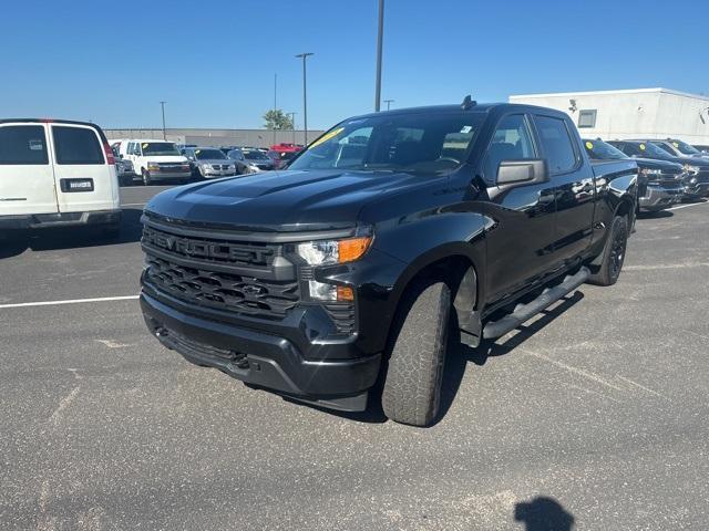 Photo of 2023 Black Chevrolet Silverado 1500