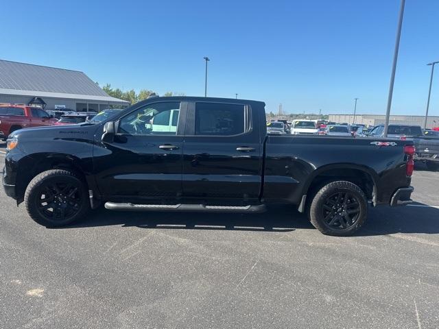 Photo of 2023 Black Chevrolet Silverado 1500