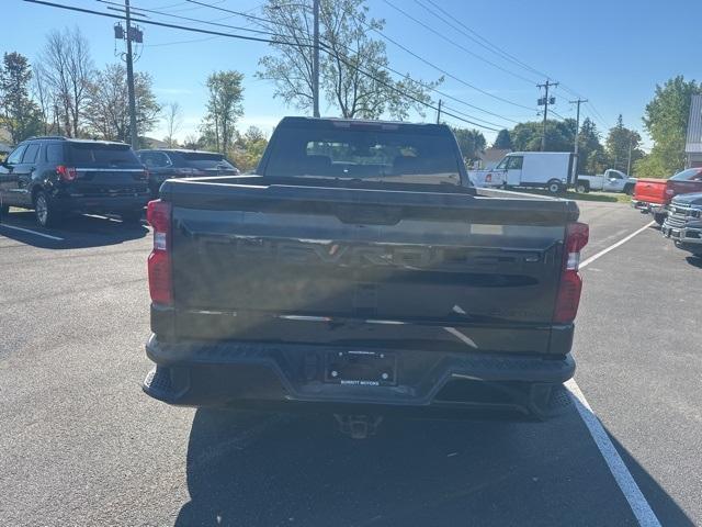 Photo of 2023 Black Chevrolet Silverado 1500