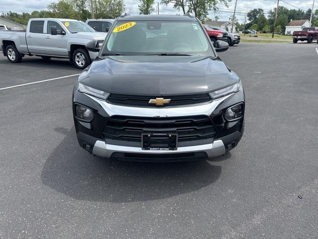 Photo of 2023 Mosaic Black Metallic Chevrolet Trailblazer