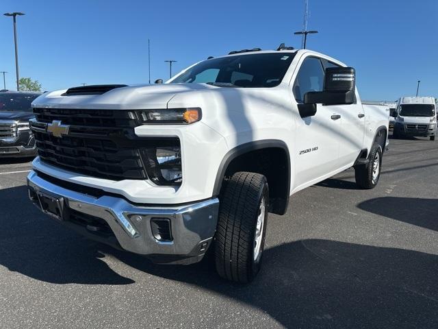 Photo of 2025 Summit White Chevrolet Silverado 2500