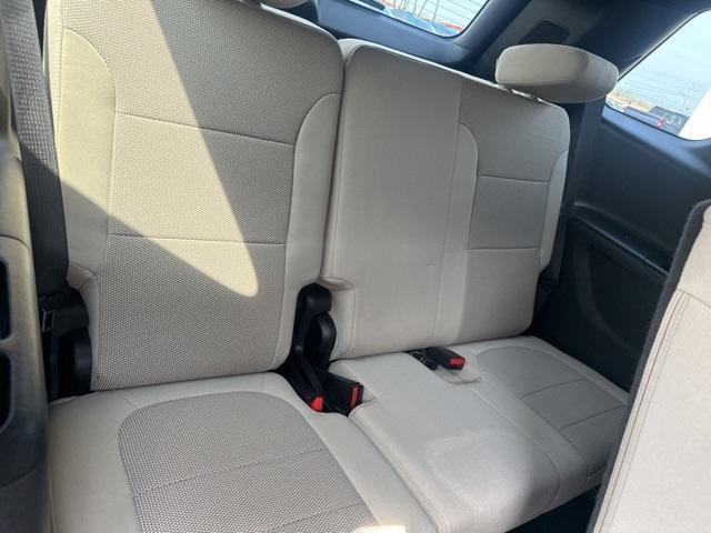 Photo of 2022 Summit White Chevrolet Traverse