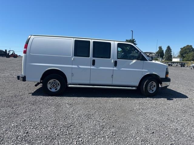 Photo of 2023 Summit White GMC Savana 2500