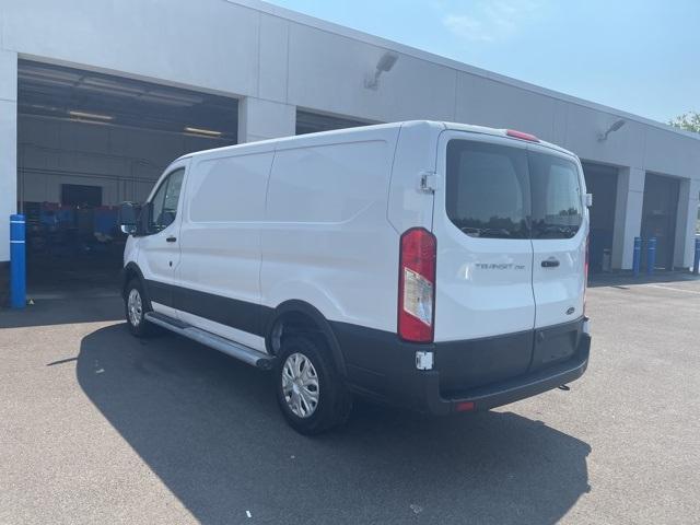 Photo of 2023 Oxford White Ford Transit-250