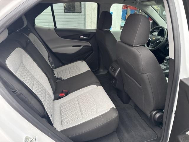 Photo of 2024 Summit White Chevrolet Equinox
