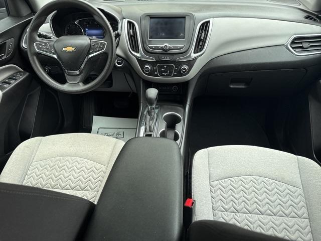 Photo of 2024 Summit White Chevrolet Equinox