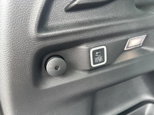 Photo of 2025 Diamond Black Jeep Grand Cherokee L