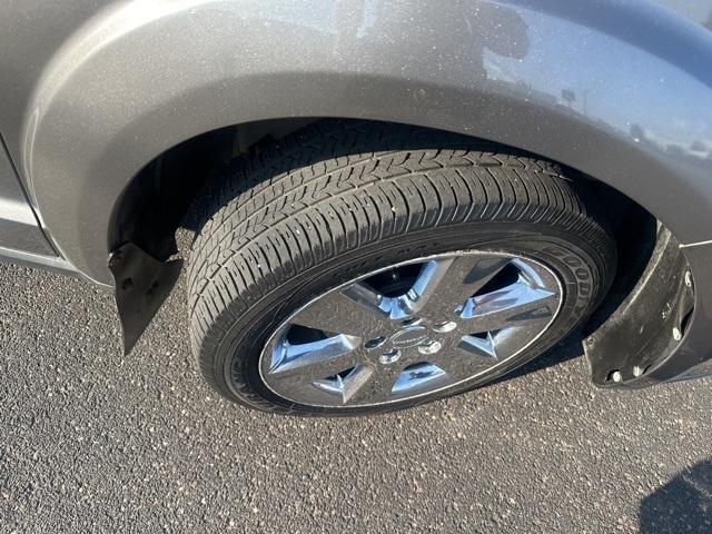 Photo of 2012 Storm Gray Pearlcoat Dodge Journey
