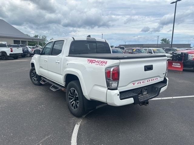 Photo of 2021 White Toyota Tacoma
