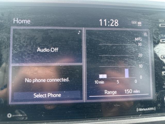 Photo of 2021 White Toyota Tacoma